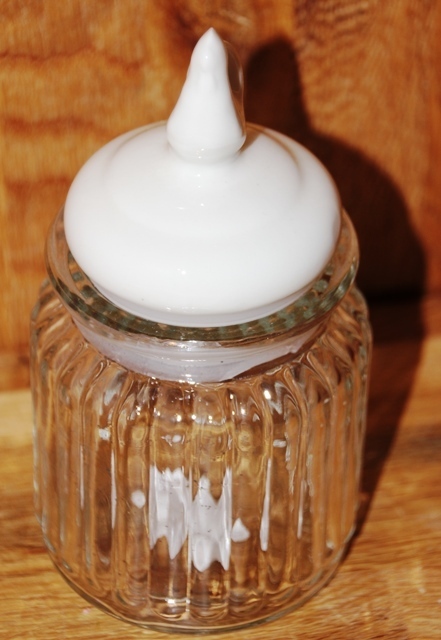 Glasbehälter mit weißem Deckel Huhn ca. H: 16 cm D: ca. 8 cm