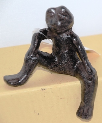 Kantenhocker Frosch braun Metall 3,5x4 xH 8,5 cm Arme/Beine offen